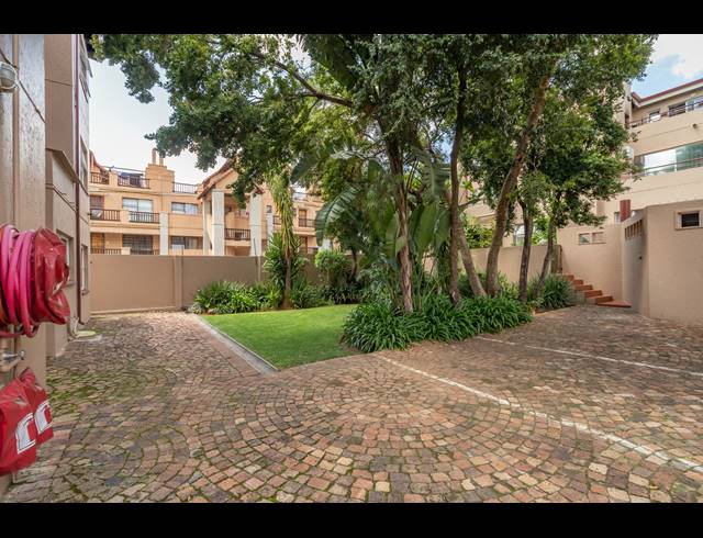 2 BEDROOM SECTIONAL TITLE FOR SALE IN BLACKHEATH